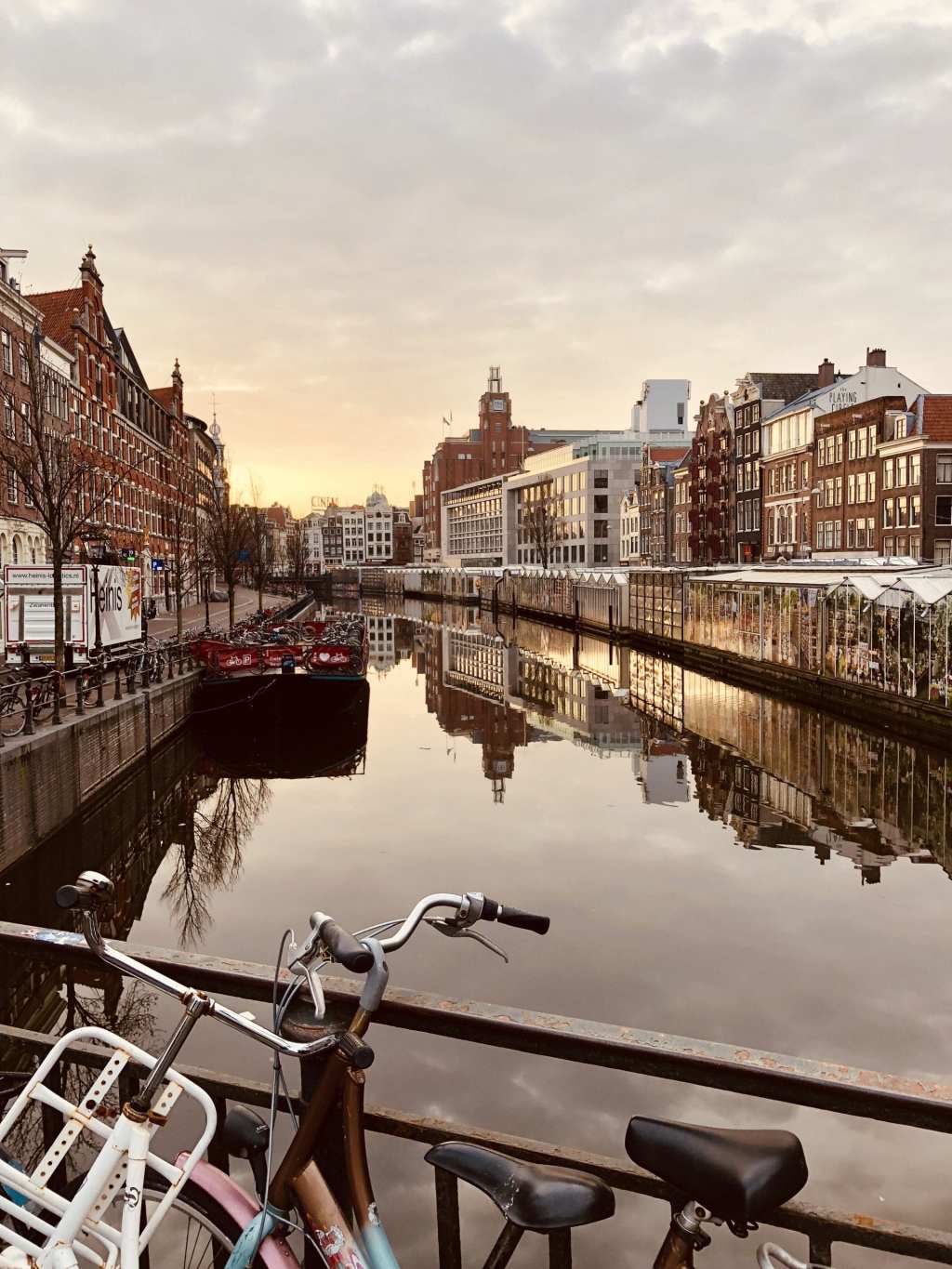 Landing in Amsterdam, day 1.&nbsp;Wow.